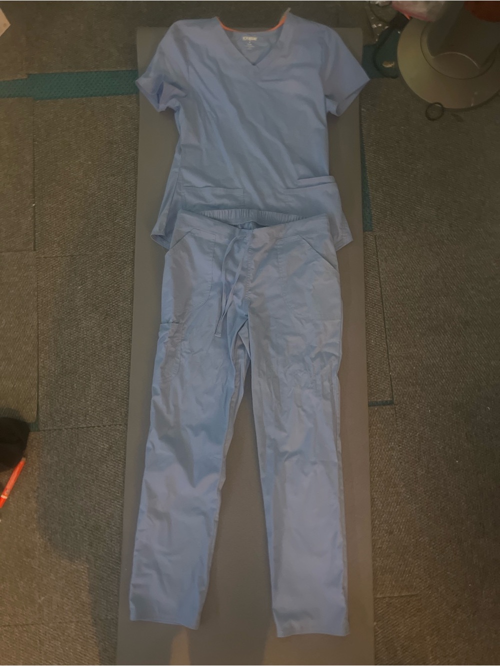 Scrubs set
